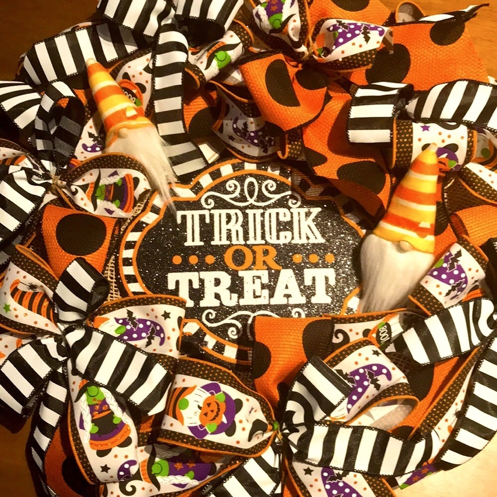 SALE Wreath, SAVE FOR NEXT YEAR Trick Or Treat Wreath, Adorable